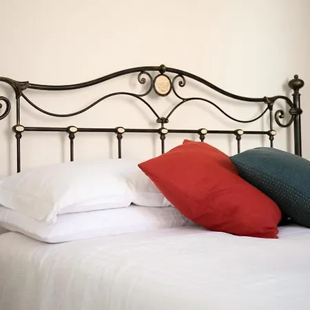 87cento Bed & Breakfast *